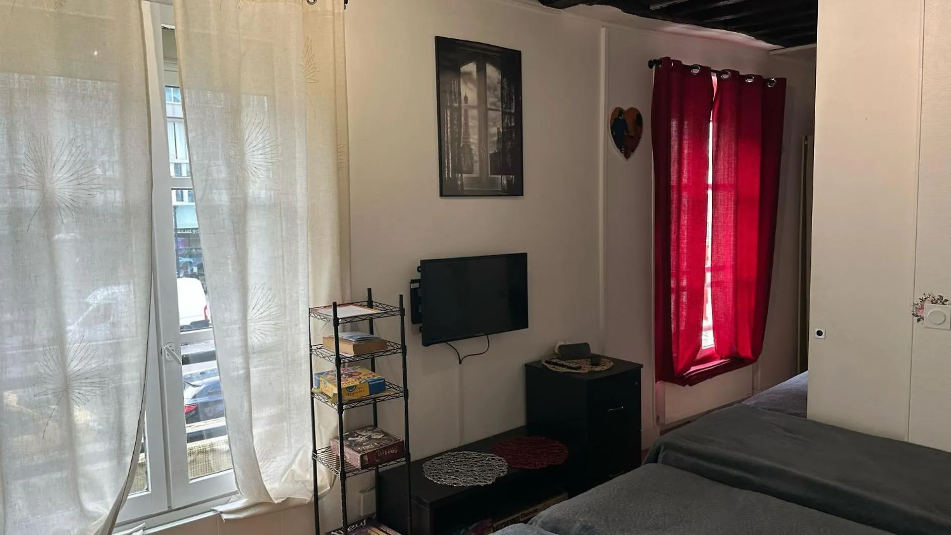Apartment Mon